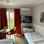 Forteca, Goscinne Nad Stawem Bed & Breakfast Dzierżoniów