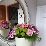 Forteca, Goscinne Nad Stawem Bed & Breakfast 3*