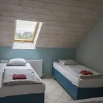 Forteca, Goscinne Nad Stawem Bed and Breakfast Dzierżoniów
