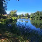 Forteca, Goscinne Nad Stawem Dzierżoniów