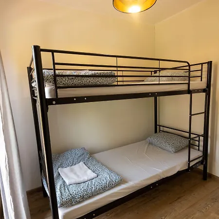Bed & Breakfast Forteca, Goscinne Nad Stawem Dzierżoniów