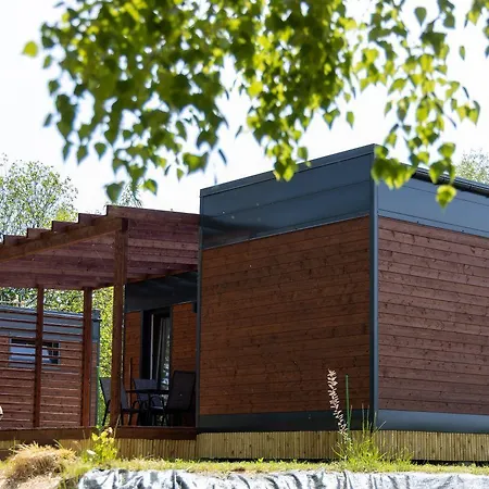 Forteca, Goscinne Nad Stawem