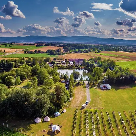 Forteca, Goscinne Nad Stawem Отель типа 