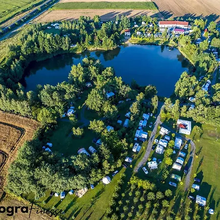 Forteca, Goscinne Nad Stawem Отель типа 