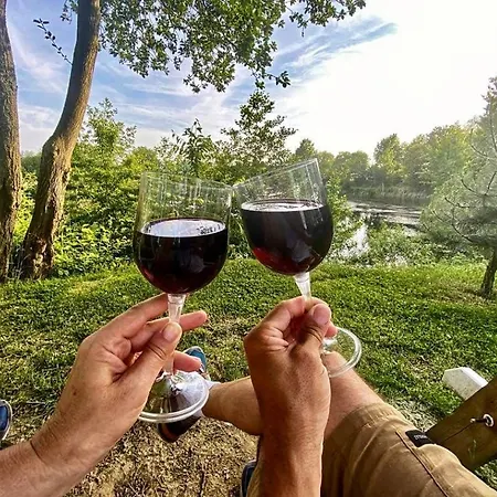 Forteca, Goscinne Nad Stawem Bed & Breakfast