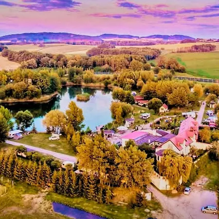 Forteca, Goscinne Nad Stawem Frühstückspension 3*