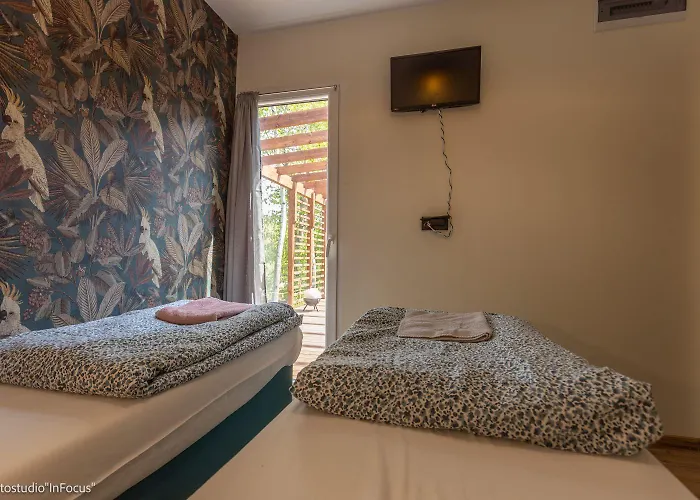 Forteca, Goscinne Nad Stawem Oda ve Kahvaltı