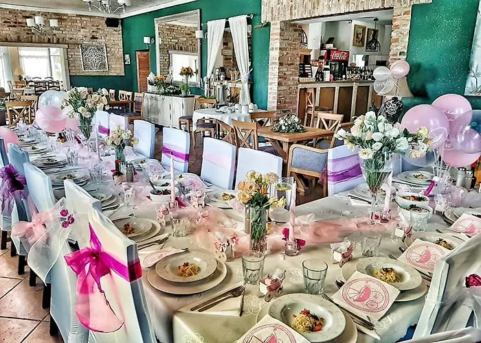 Forteca, Goscinne Nad Stawem Oda ve Kahvaltı