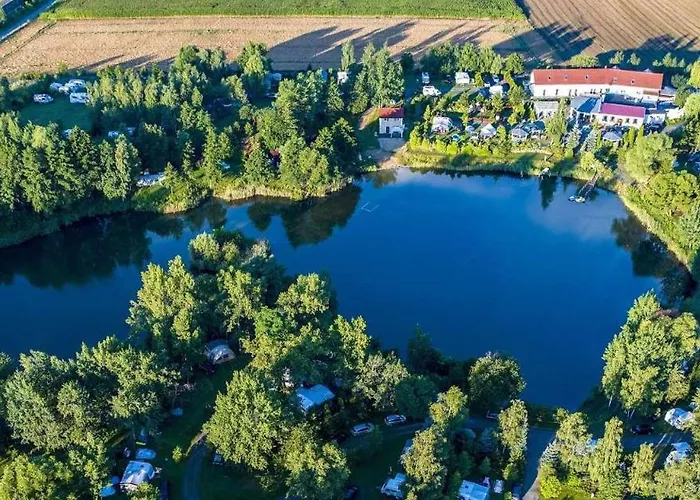 Forteca, Goscinne Nad Stawem Oda ve Kahvaltı