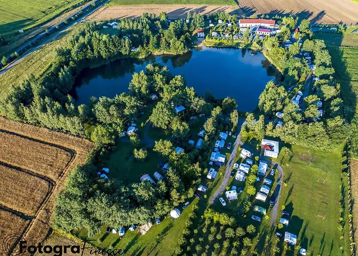 Forteca, Goscinne Nad Stawem Oda ve Kahvaltı
