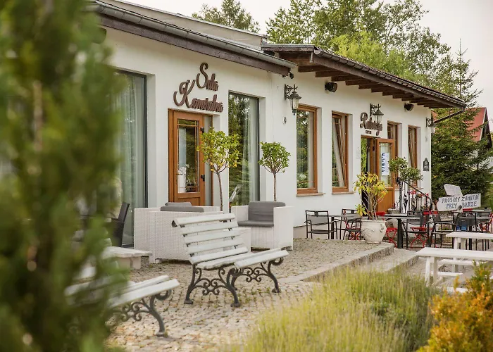 Forteca, Goscinne Nad Stawem Oda ve Kahvaltı 3*