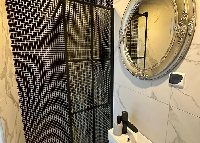 Forteca, Goscinne Nad Stawem