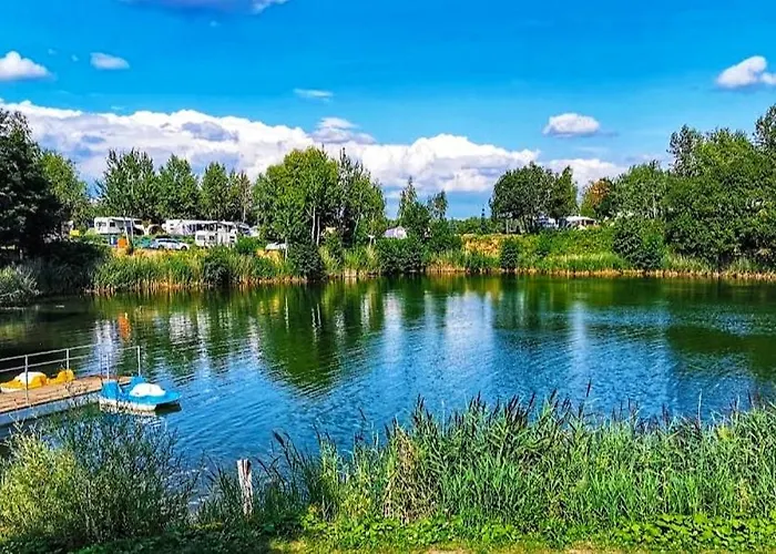 Forteca, Goscinne Nad Stawem Oda ve Kahvaltı